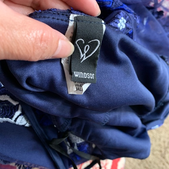 Windsor Prom/Long Dress - Picture 6 of 6